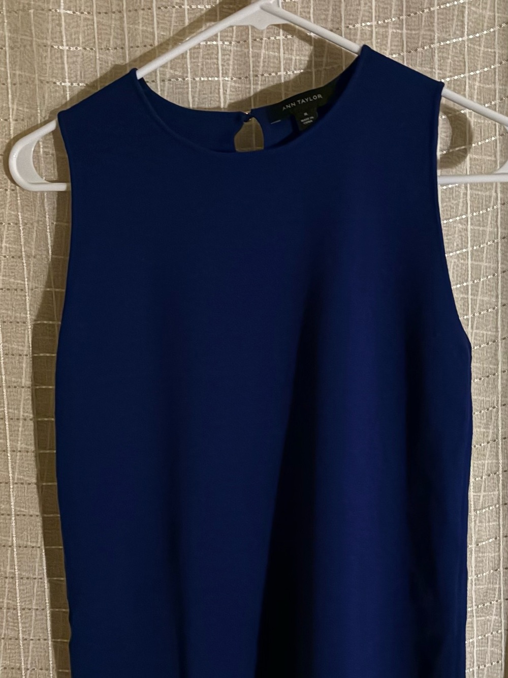 Ann Taylor Sleeveless Navy Blue Sleeveless Top